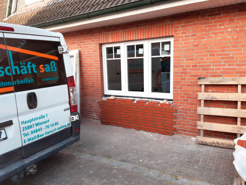 Nachher-Ansicht eines dreiteiligen Fensterelements nach dem Umbau.